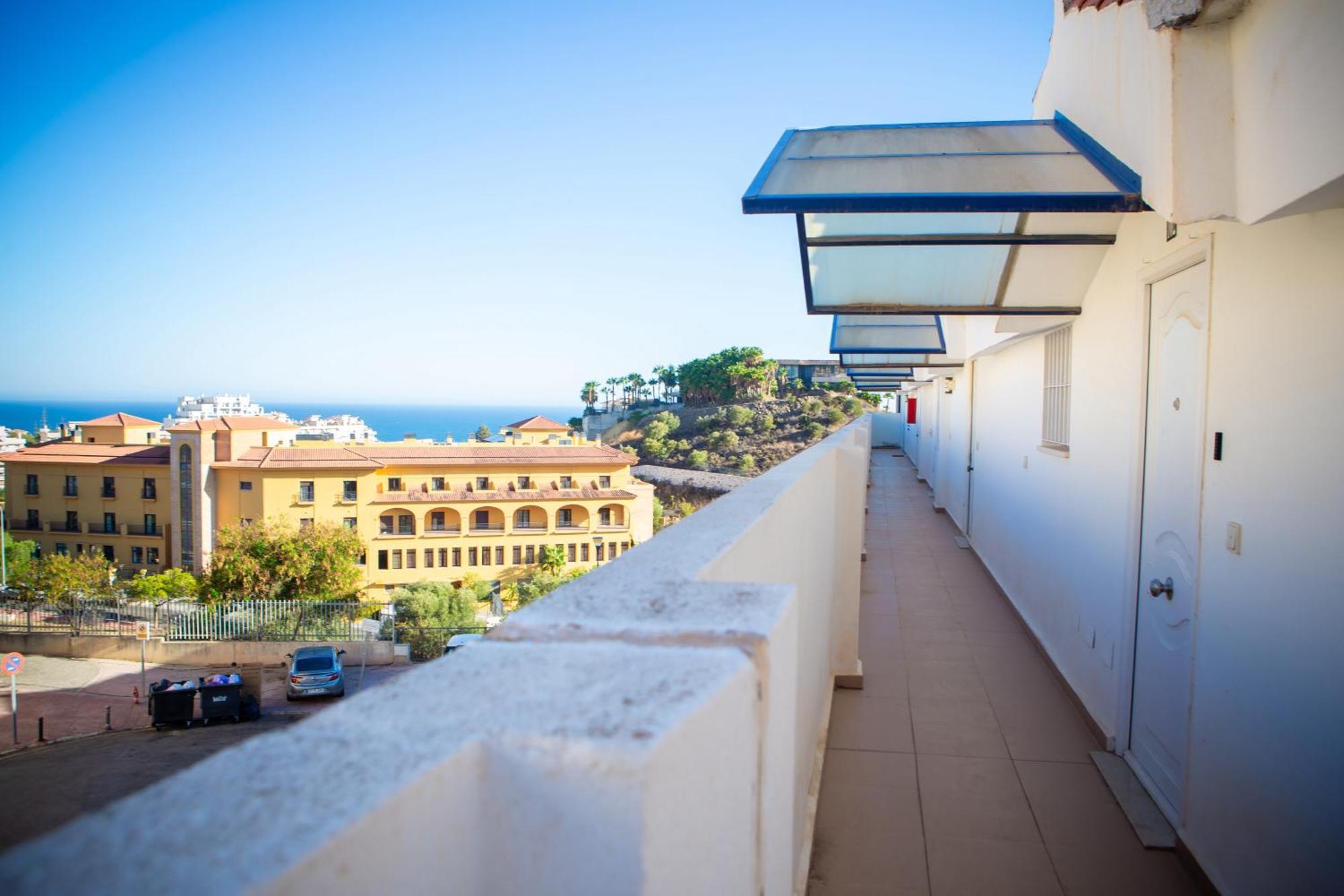 Benalhome - Tu Hogar Con Terraza Y Ducha Exterior Benalmádena Exteriér fotografie