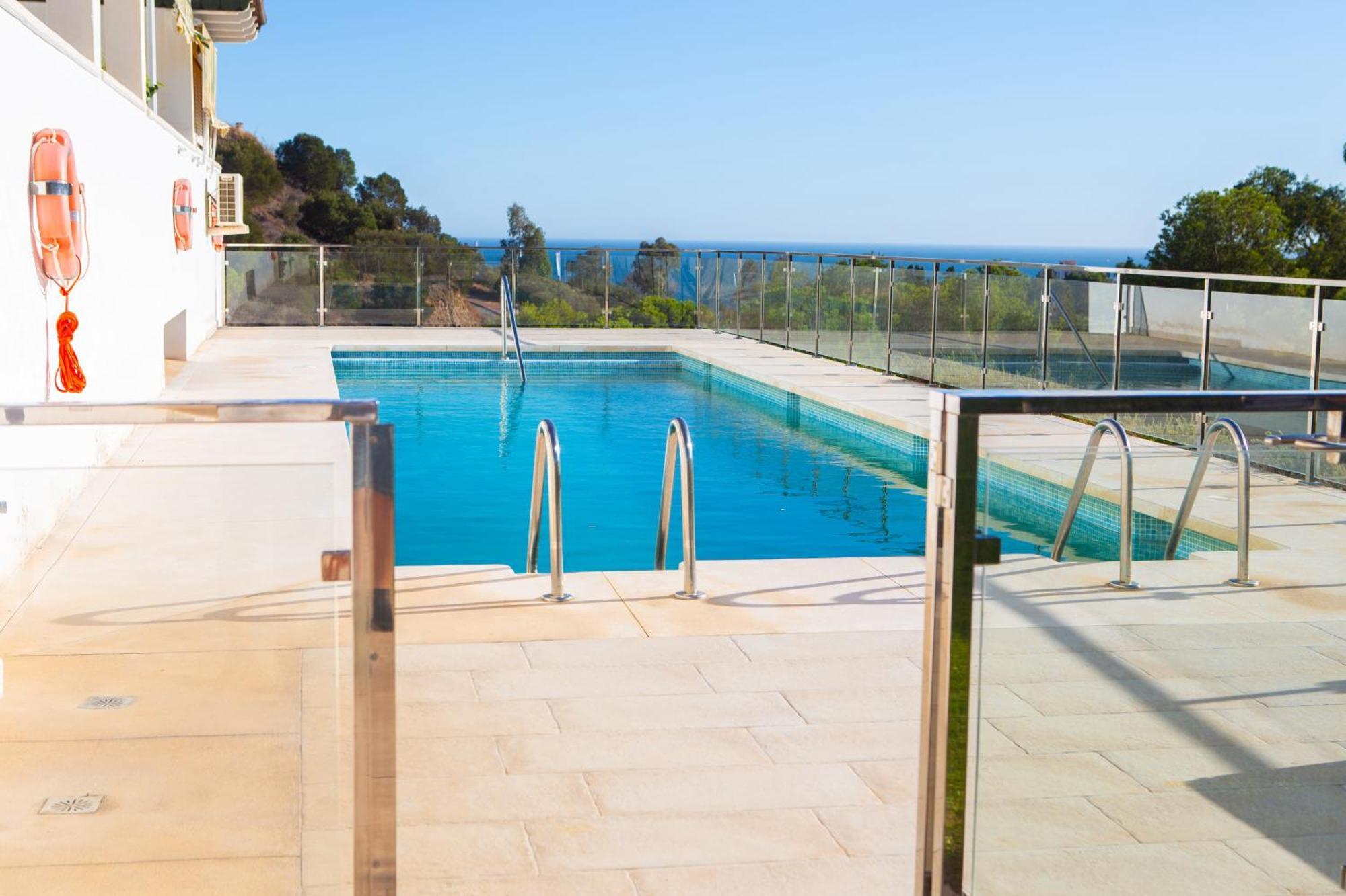 Benalhome - Tu Hogar Con Terraza Y Ducha Exterior Benalmádena Exteriér fotografie